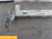Усилитель переднего бампера
