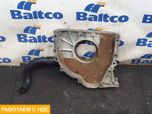 Передняя крышка двигателя