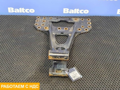 Кронштейн реактивной тяги